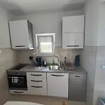 Nicole Wera Apartamento *