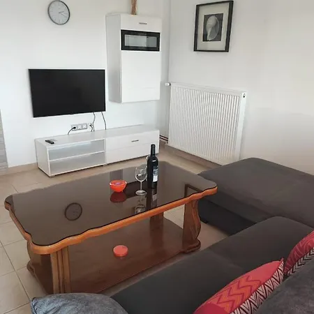 Nicole Wera Apartment