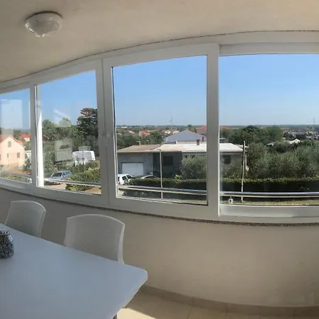 Nicole Wera Apartment Nin