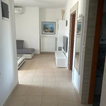 Apartment Nicole Wera *