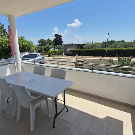 Nicole Wera Apartamento